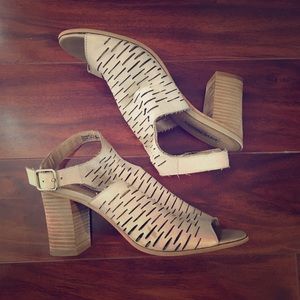 Steve Madden Sarrai Block Heel Sandals Size 7.5